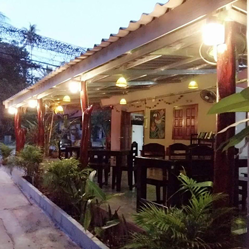 front view restaurant